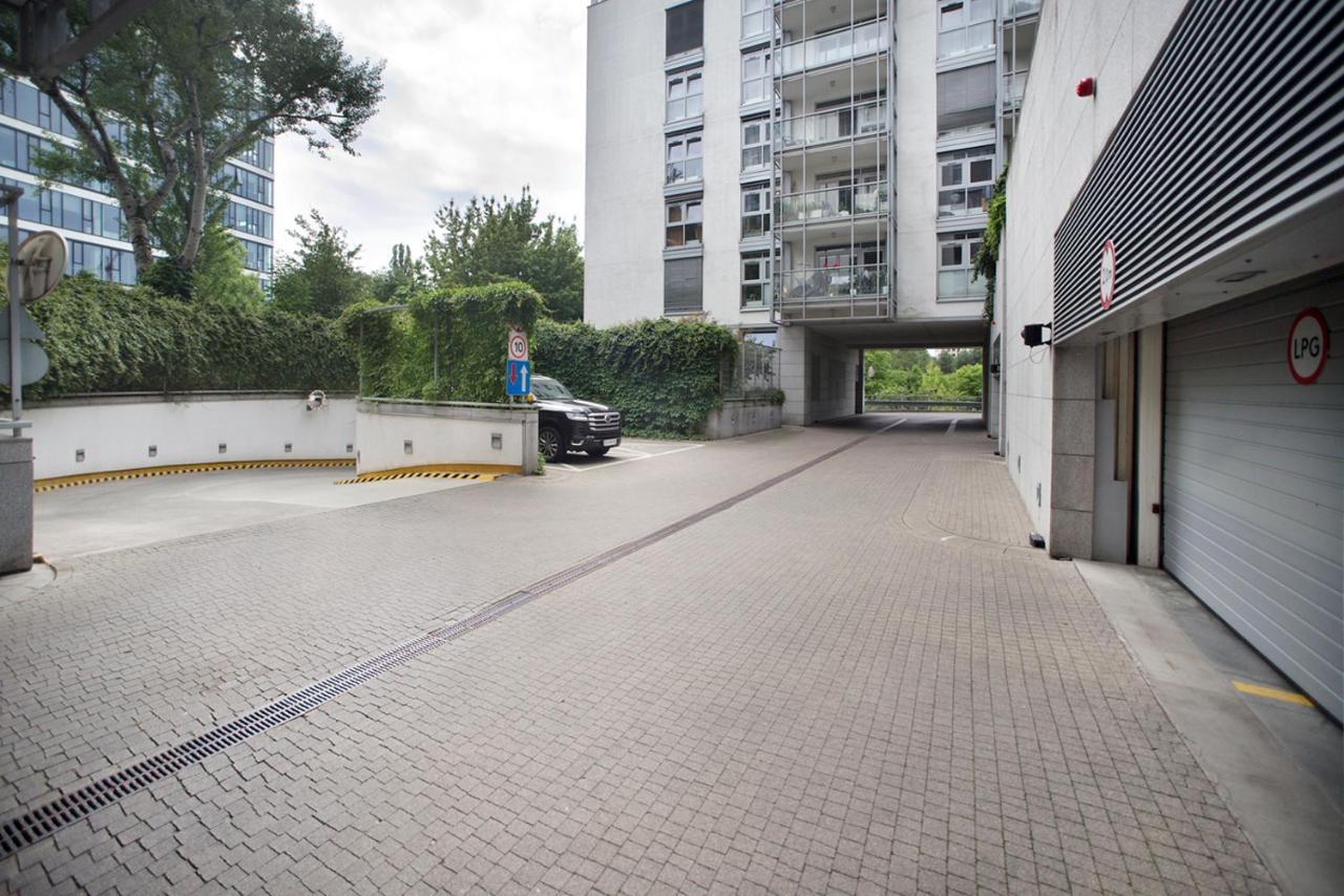 Gdanski Business Center Apartments Варшава Екстериор снимка